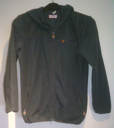 Petrolfarbige fleecejacke mit - fleecejacke,